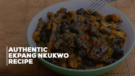  Ekpang Nkukwo: An Aromatic Fusion of Savory Cocoyam and Spicy Seafood Delight!